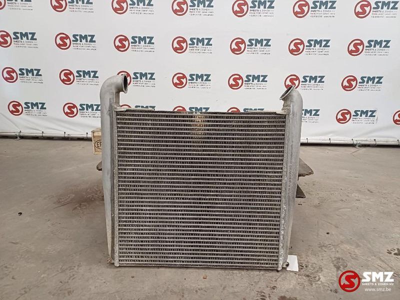 Scania Occ intercooler Scania T114 1516492 176 - Hladilnik motorja za Tovornjak: slika 2 Scania Occ intercooler Scania T114 1516492 176 - Hladilnik motorja za Tovornjak: slika 2