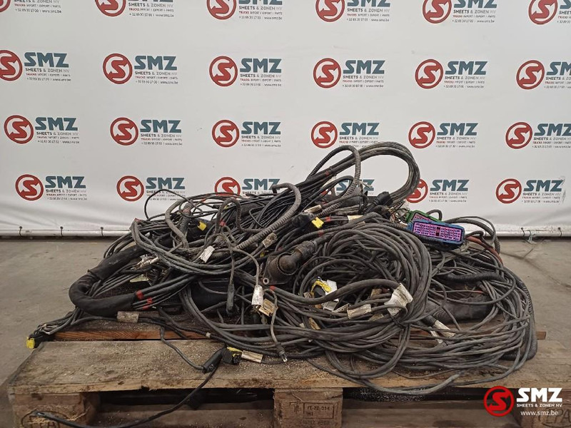 Scania Occ lot kabelbomen Scania - Kabli/ Žični kabel za Tovornjak: slika 1 Scania Occ lot kabelbomen Scania - Kabli/ Žični kabel za Tovornjak: slika 1
