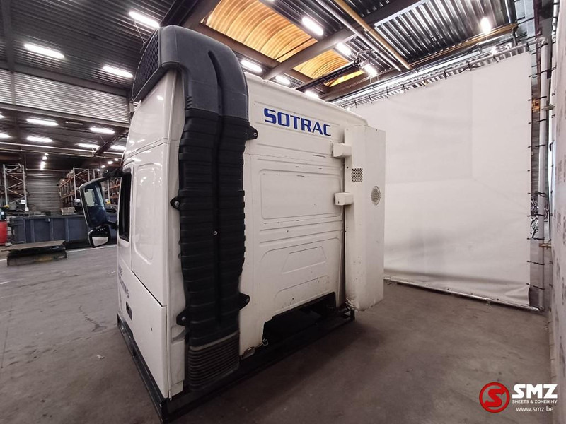 Volvo Occ Cabine Volvo FH2 Globetrotter L2H2 - Kabina in notranjost za Tovornjak: slika 4 Volvo Occ Cabine Volvo FH2 Globetrotter L2H2 - Kabina in notranjost za Tovornjak: slika 4