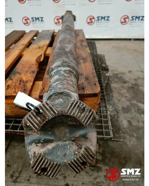 Volvo Occ Cardanas Volvo FH4 euro 6 - Polosovina za Tovornjak: slika 2 Volvo Occ Cardanas Volvo FH4 euro 6 - Polosovina za Tovornjak: slika 2