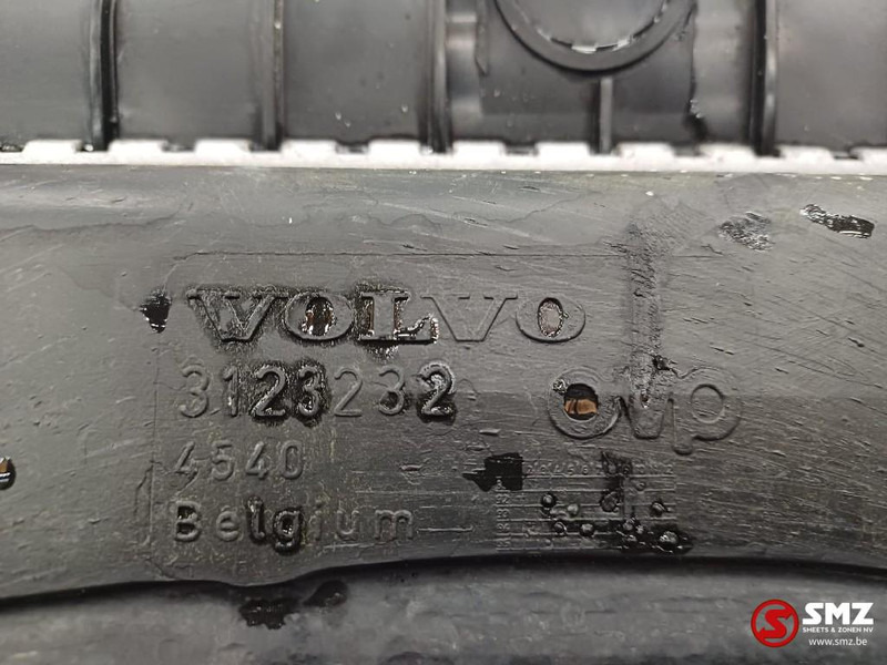 Volvo Occ radiator + intercooler Volvo - Hladilnik motorja za Tovornjak: slika 3 Volvo Occ radiator + intercooler Volvo - Hladilnik motorja za Tovornjak: slika 3