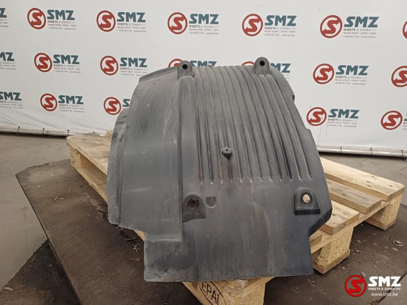 Volvo Occ spatscherm vooraan rechts Volvo - Karoserija in zunanjost za Tovornjak: slika 4 Volvo Occ spatscherm vooraan rechts Volvo - Karoserija in zunanjost za Tovornjak: slika 4