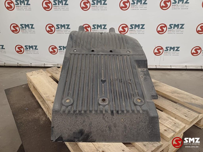 Volvo Occ spatscherm vooraan rechts Volvo - Karoserija in zunanjost za Tovornjak: slika 3 Volvo Occ spatscherm vooraan rechts Volvo - Karoserija in zunanjost za Tovornjak: slika 3