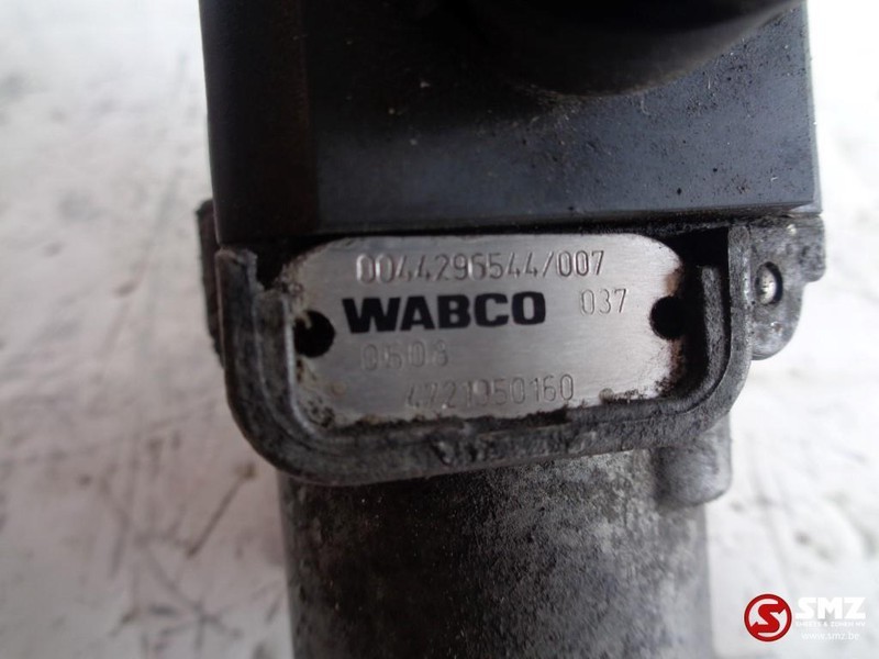 Wabco Occ luchtventiel wabco - Zavorni deli za Tovornjak: slika 3 Wabco Occ luchtventiel wabco - Zavorni deli za Tovornjak: slika 3
