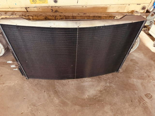 Carrier Condensor vector 1800/1850 - Rezervni deli za Tovornjak: slika 2 Carrier Condensor vector 1800/1850 - Rezervni deli za Tovornjak: slika 2