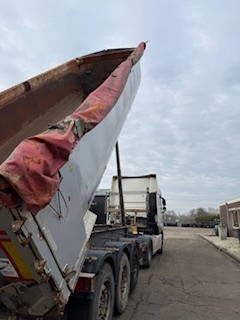 Schmitz Cargobull Stalen kipper 24 cub - Kiper polprikolica: slika 3 Schmitz Cargobull Stalen kipper 24 cub - Kiper polprikolica: slika 3