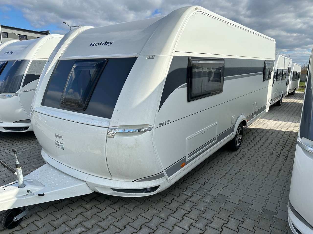 Hobby 585 UL Maxia 2023 - Počitniška prikolica: slika 1 Hobby 585 UL Maxia 2023 - Počitniška prikolica: slika 1