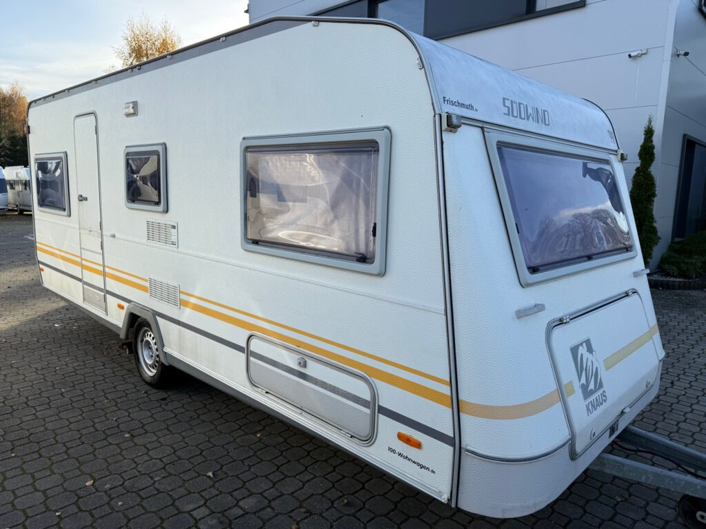 Knaus Südwind 530 - Počitniška prikolica: slika 1 Knaus Südwind 530 - Počitniška prikolica: slika 1