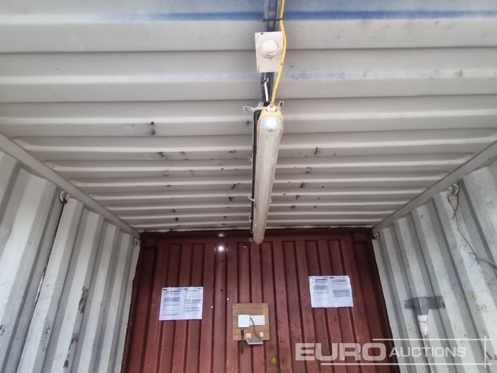 Ladijski kontejner 10' x 8' Container & Contents (Cannot Be Reconsigned): slika 14