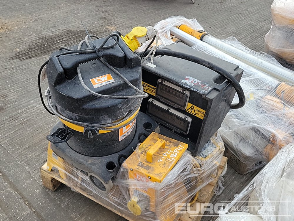 Gradbena oprema 110Volt Work Lights, Ligth Bases, Extension Boxes, 415Volt Distribution Box, 110Volt Vcuum Cleaner (4 Pallets of): slika 35