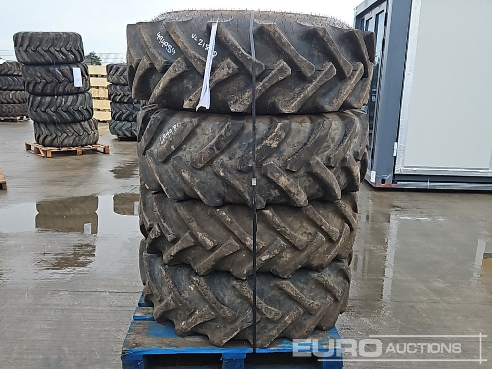 15.5/80-24 Tyre (4 of) - Guma: slika 1 15.5/80-24 Tyre (4 of) - Guma: slika 1