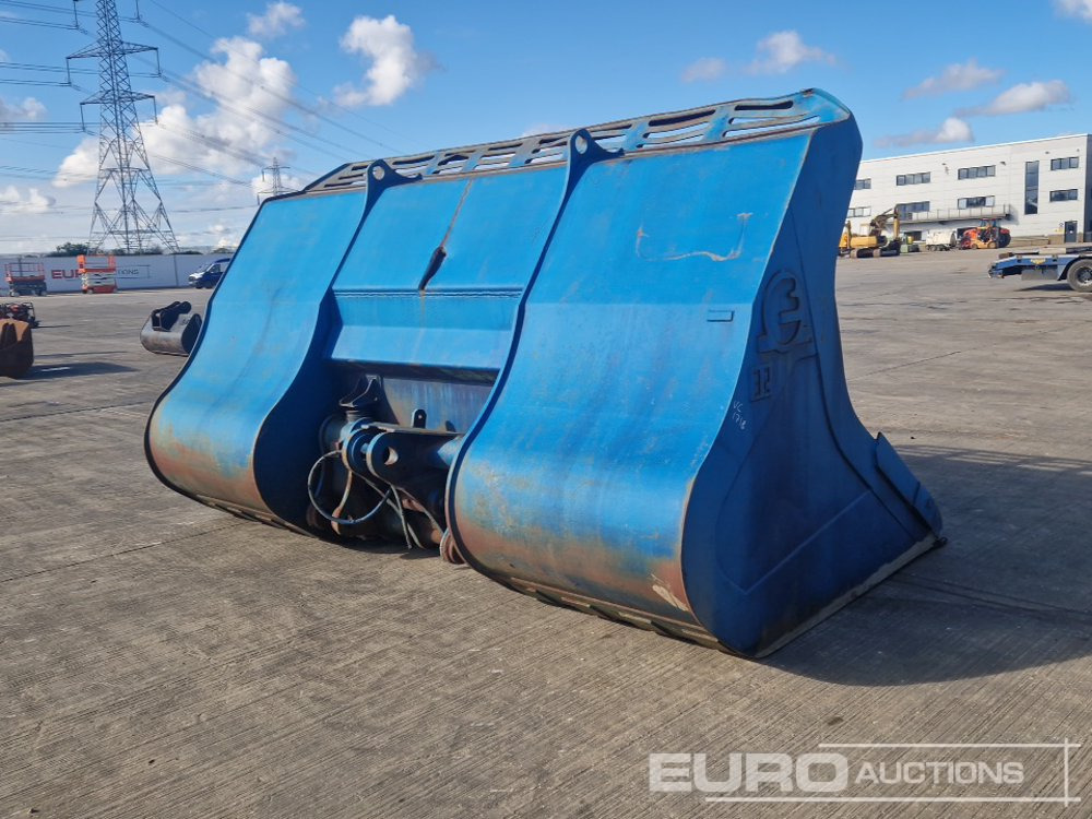 150" Hi Tip Bucket to suit CAT 966 Wheeled Loader - Žlica: slika 5 150" Hi Tip Bucket to suit CAT 966 Wheeled Loader - Žlica: slika 5