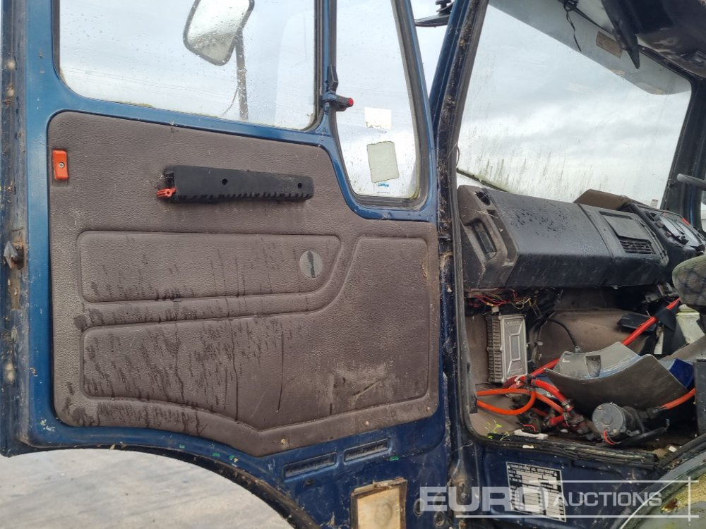 Tovornjak-šasija 1989 Mercedes 1617: slika 18