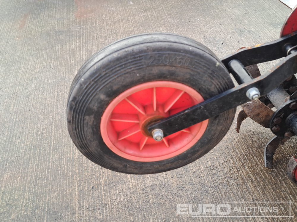 Gradbena oprema 2001 Tracmaster C2000 Petrol Rotovator, Honda Engine, (Spares): slika 9