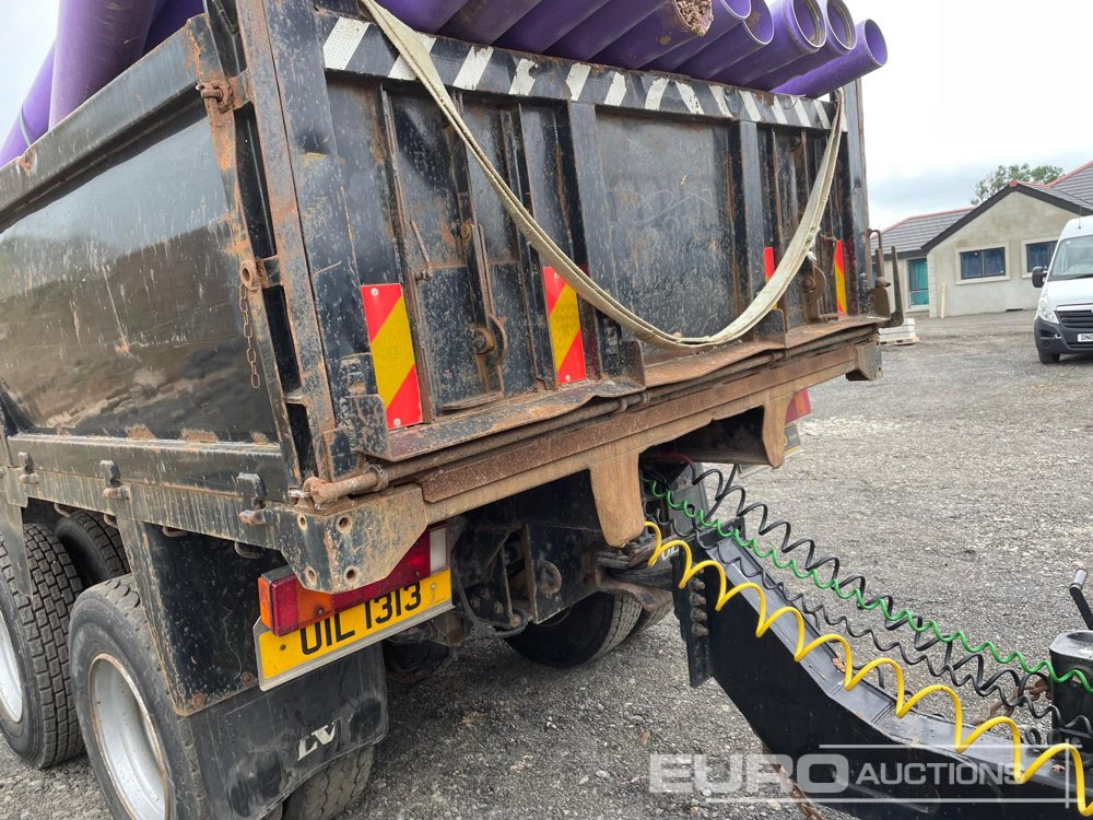 2003 Volvo FM9 320 - Tovornjak prekucnik: slika 4 2003 Volvo FM9 320 - Tovornjak prekucnik: slika 4