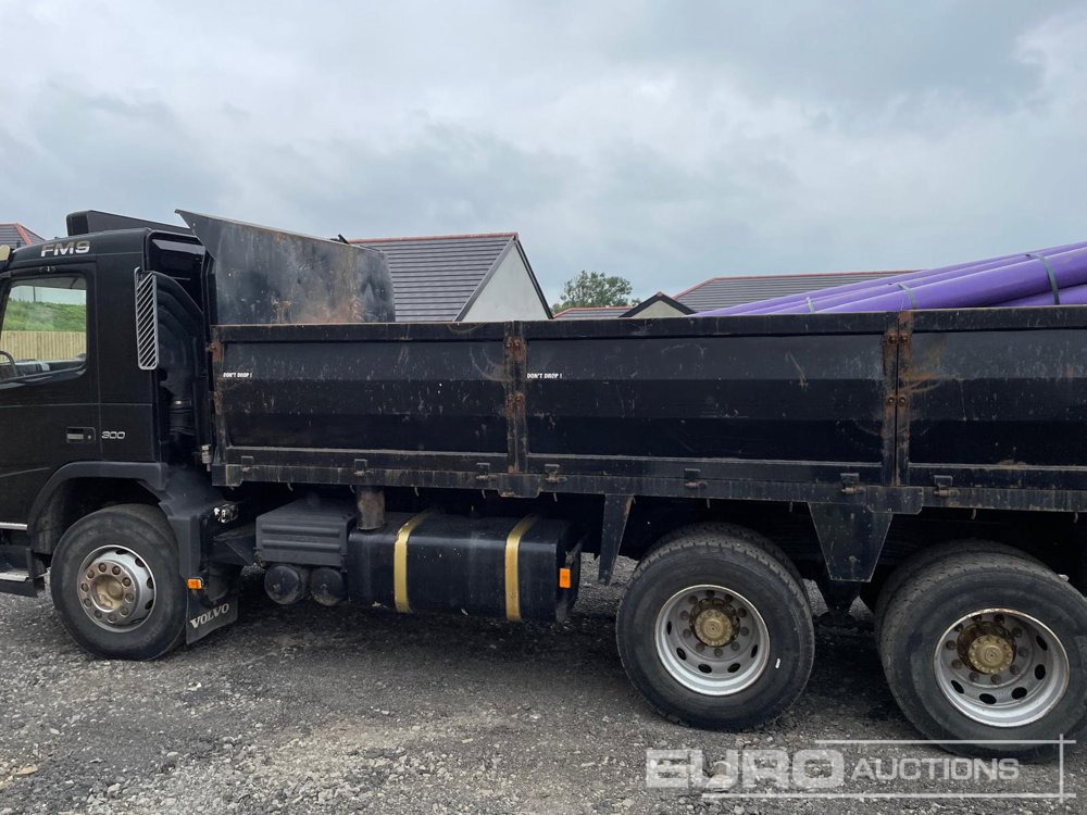 2003 Volvo FM9 320 - Tovornjak prekucnik: slika 1 2003 Volvo FM9 320 - Tovornjak prekucnik: slika 1