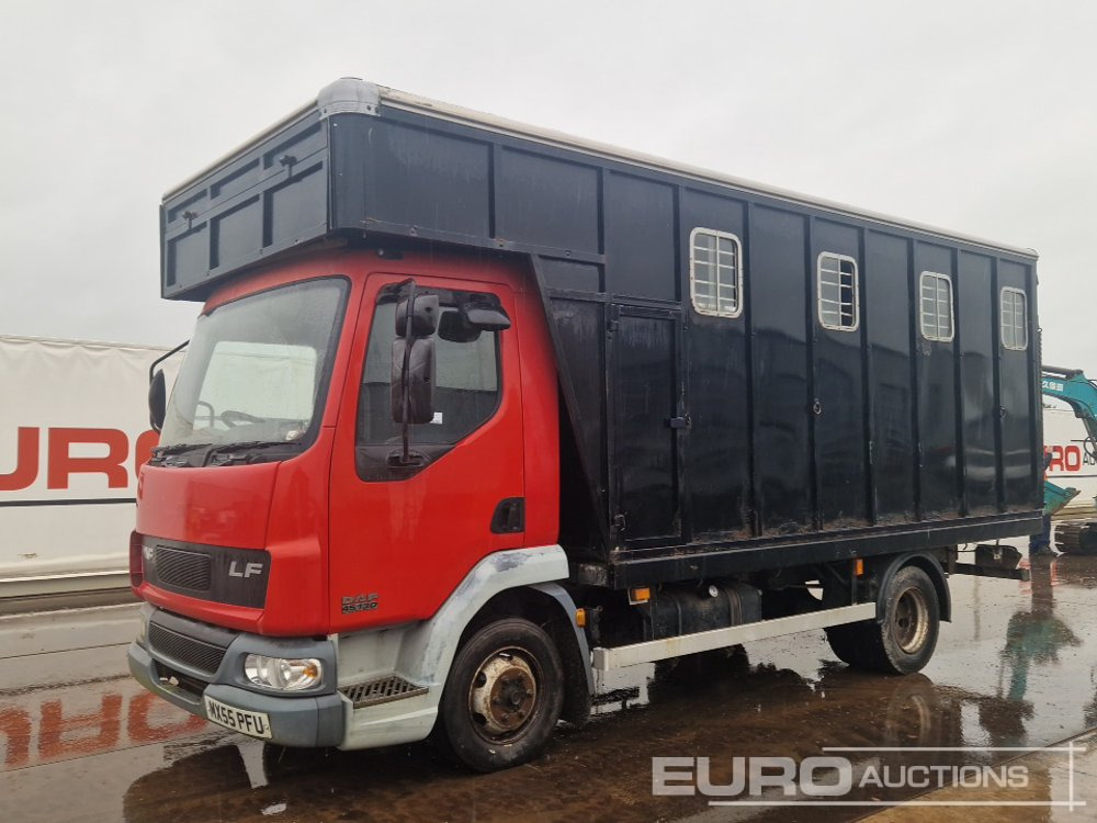 2005 DAF LF45.130 - Tovornjak za prevoz živine: slika 1 2005 DAF LF45.130 - Tovornjak za prevoz živine: slika 1