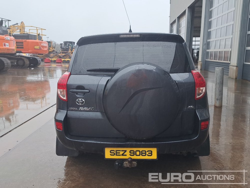 2006 Toyota RAV 4 - SUV: slika 4 2006 Toyota RAV 4 - SUV: slika 4