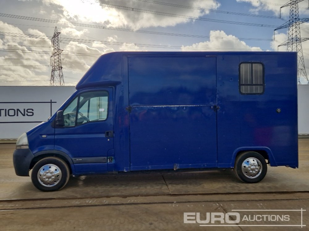 2008 Nissan Interstar - Dostavno vozilo z zabojnikom: slika 2 2008 Nissan Interstar - Dostavno vozilo z zabojnikom: slika 2