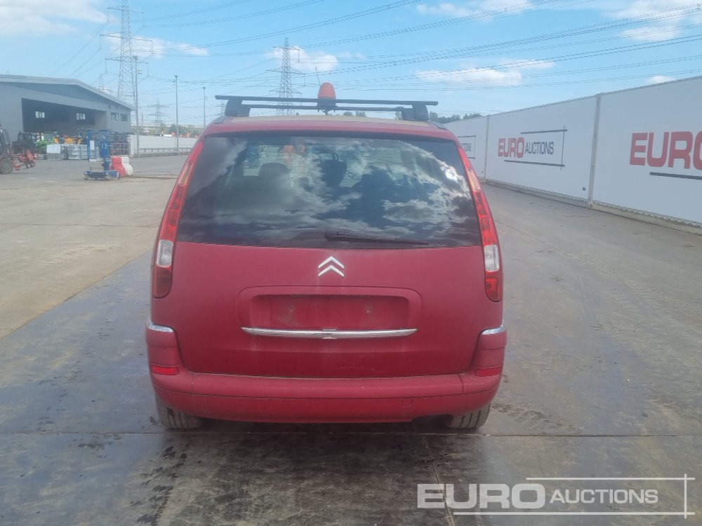 2010 Citroen C8 - Avtomobil: slika 4 2010 Citroen C8 - Avtomobil: slika 4