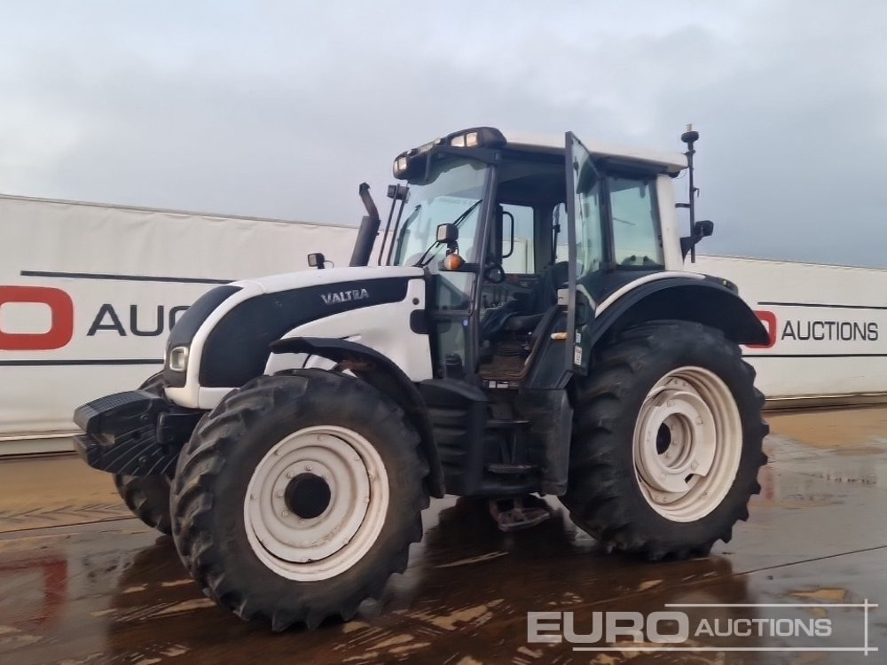 2011 Valtra N121 - Traktor: slika 1 2011 Valtra N121 - Traktor: slika 1