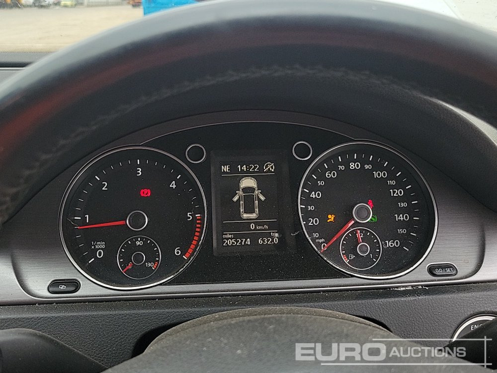 Avtomobil 2011 Volkswagen Passat: slika 32