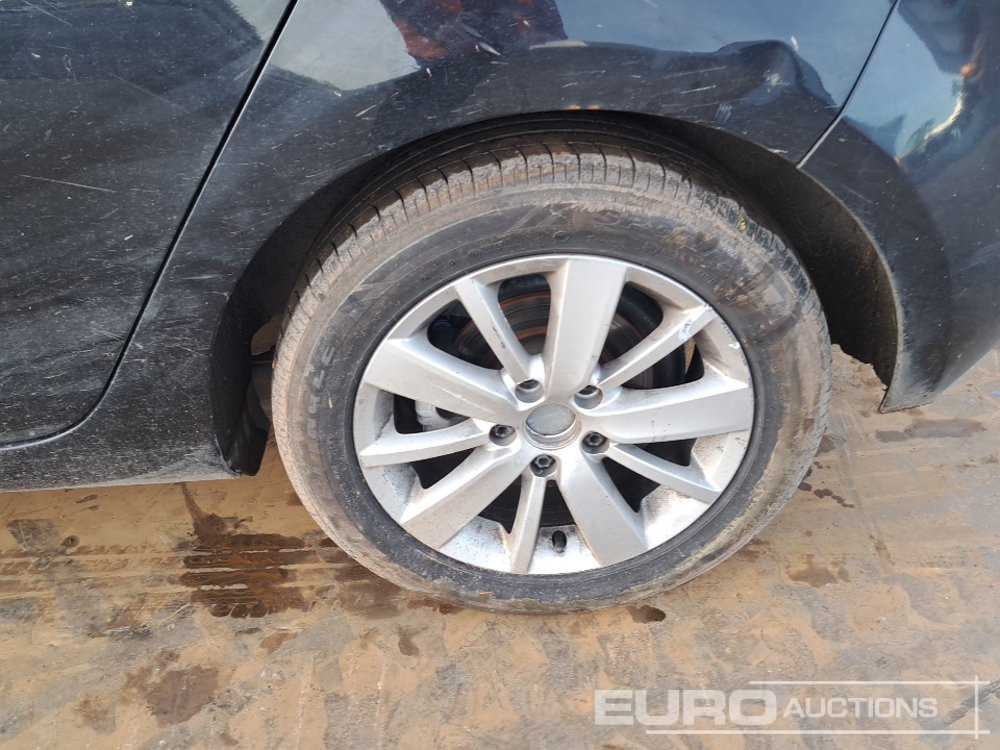 Avtomobil 2012 Volkswagen Golf: slika 10 Avtomobil 2012 Volkswagen Golf: slika 10