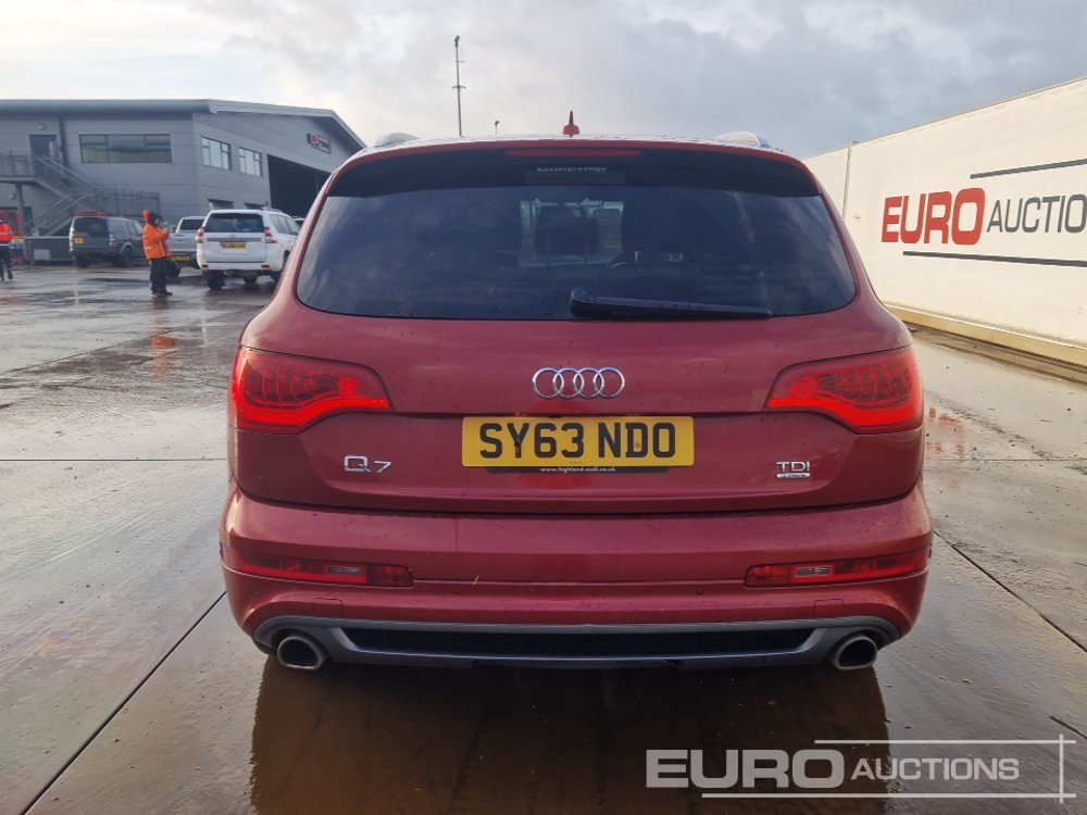 2013 Audi Q7 - SUV: slika 4 2013 Audi Q7 - SUV: slika 4