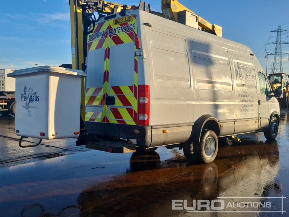 2013 Iveco 70C17 - Potniški kombi: slika 5 2013 Iveco 70C17 - Potniški kombi: slika 5