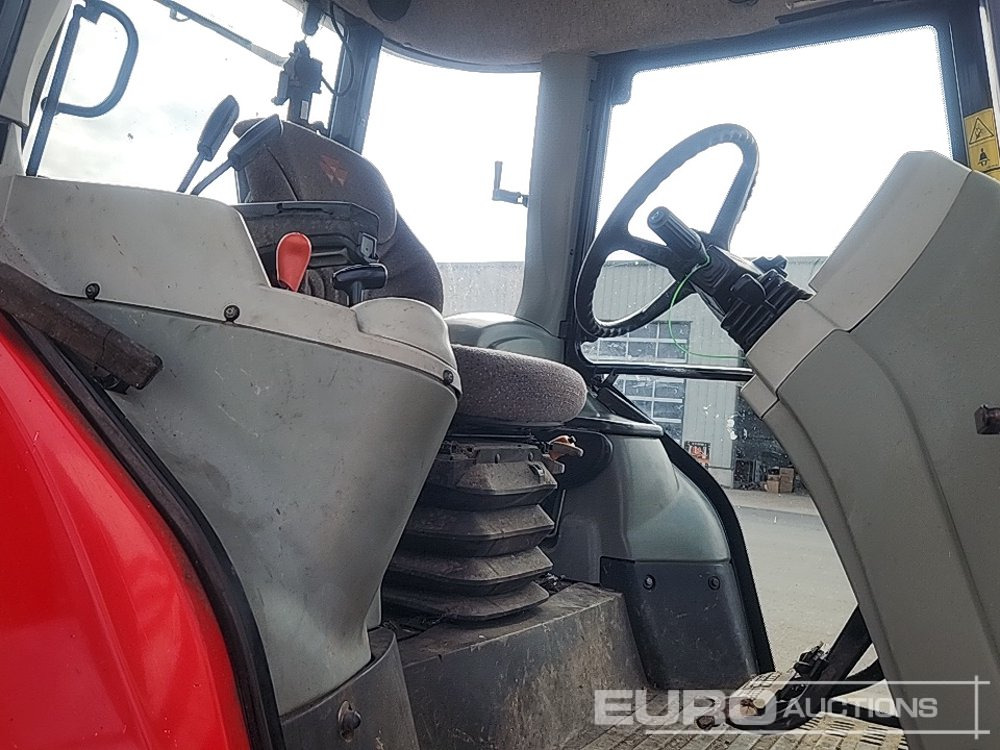 Traktor 2013 Massey Ferguson 5445: slika 38