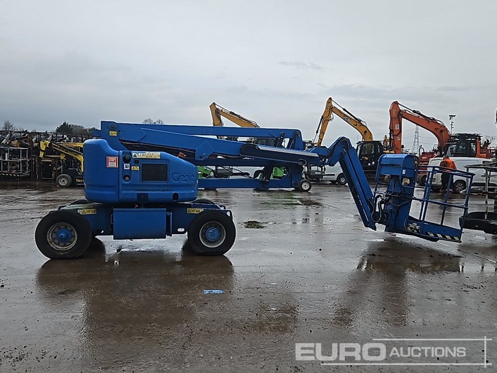 Zglobna dvižna ploščad 2014 Genie Z45/25J: slika 6