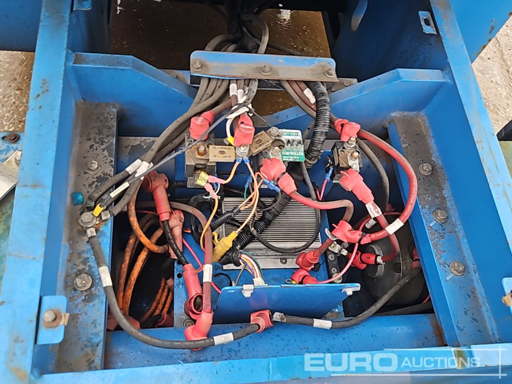 Zglobna dvižna ploščad 2014 Genie Z45/25J: slika 16