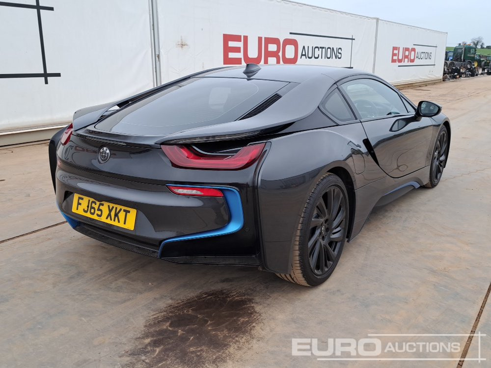 2015 BMW I8 - Avtomobil: slika 5 2015 BMW I8 - Avtomobil: slika 5