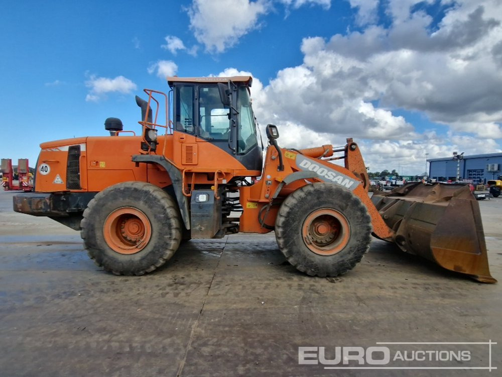 Kolesni nakladalec 2015 Doosan DL300-3: slika 6