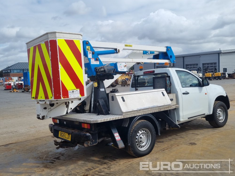 2015 Isuzu D-Max - Potniški kombi: slika 5 2015 Isuzu D-Max - Potniški kombi: slika 5