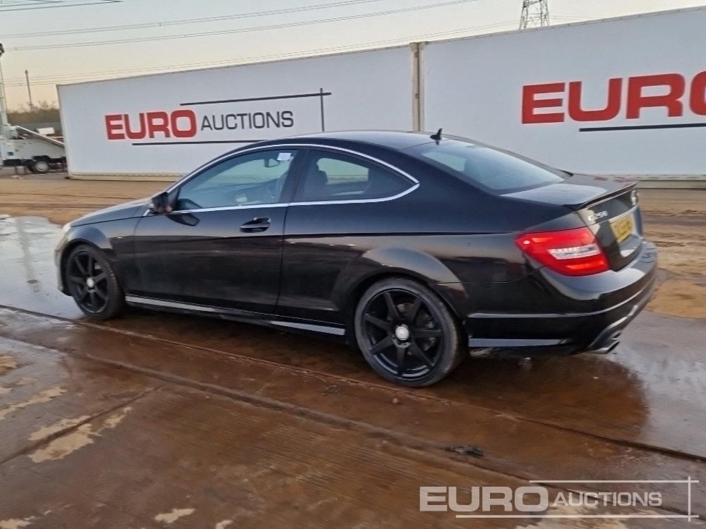 2015 Mercedes C250 AMG - Avtomobil: slika 3 2015 Mercedes C250 AMG - Avtomobil: slika 3