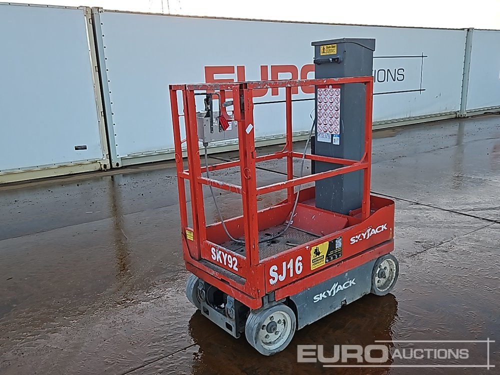 2015 SkyJack SJ16 - Dvižna ploščad: slika 1 2015 SkyJack SJ16 - Dvižna ploščad: slika 1