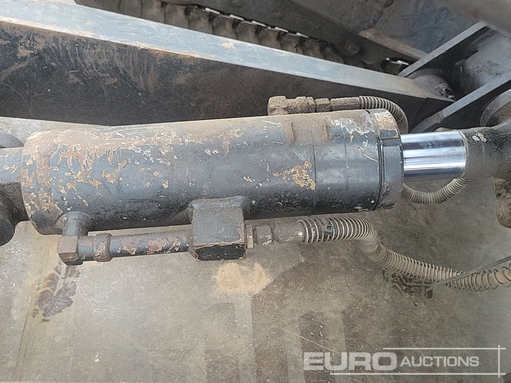 Mini bager 2016 CAT 302.7DCR: slika 40