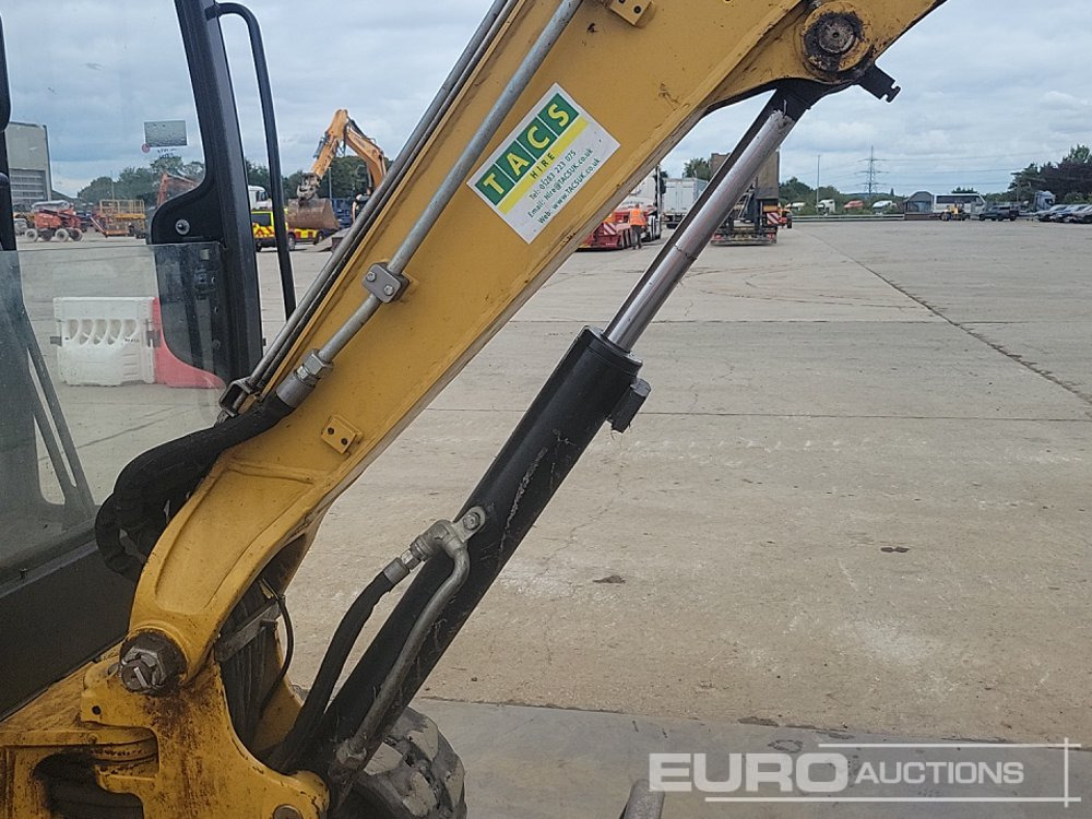 Mini bager 2016 CAT 302.7DCR: slika 26