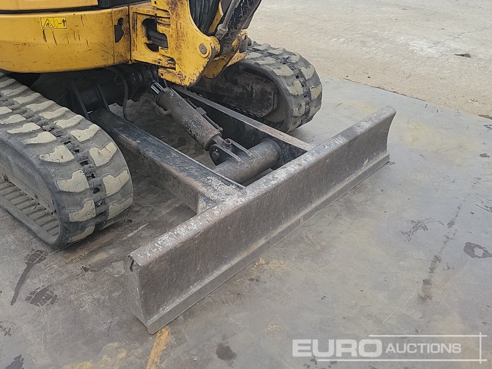 Mini bager 2016 CAT 302.7DCR: slika 17