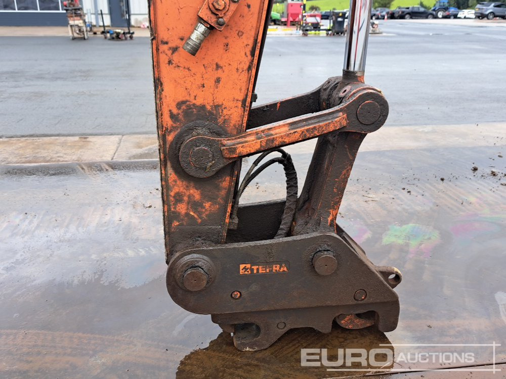 Bager goseničar 2016 Hitachi ZX225USLC-5B: slika 33