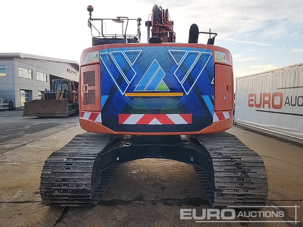 2016 Hitachi ZX225USLC-5B - Bager goseničar: slika 4 2016 Hitachi ZX225USLC-5B - Bager goseničar: slika 4