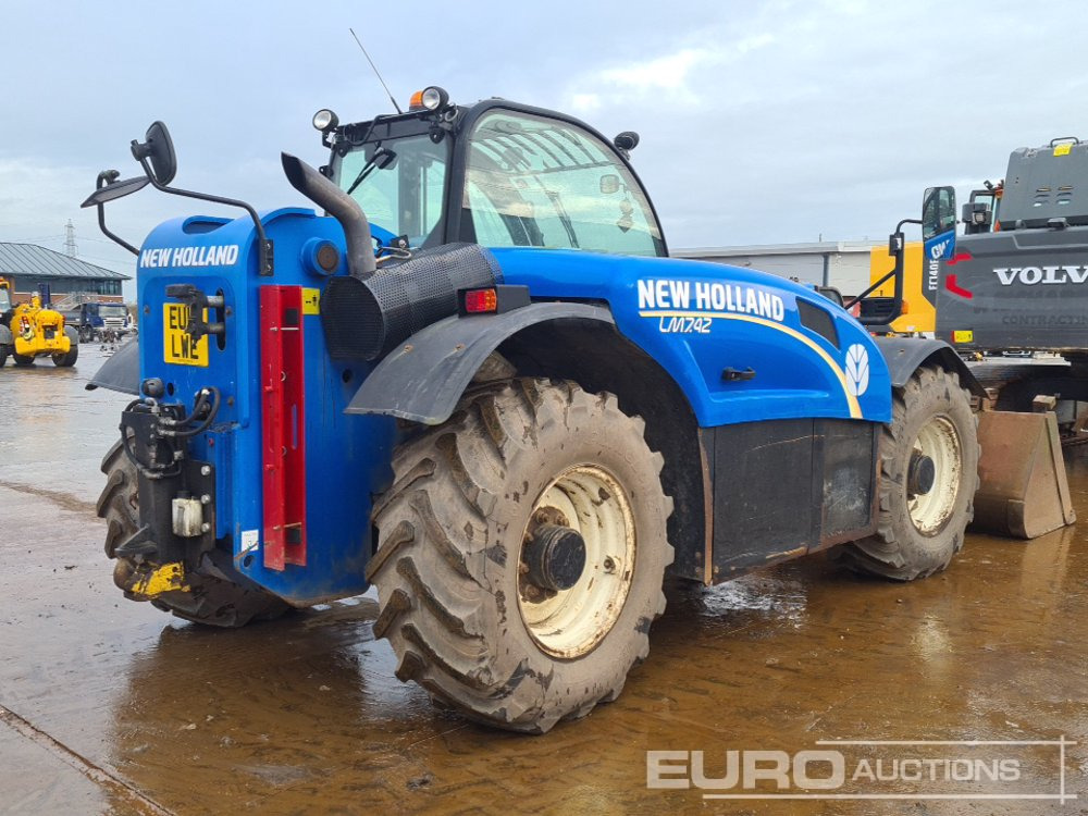 2017 New Holland LM7.42 - Teleskopski viličar: slika 5 2017 New Holland LM7.42 - Teleskopski viličar: slika 5