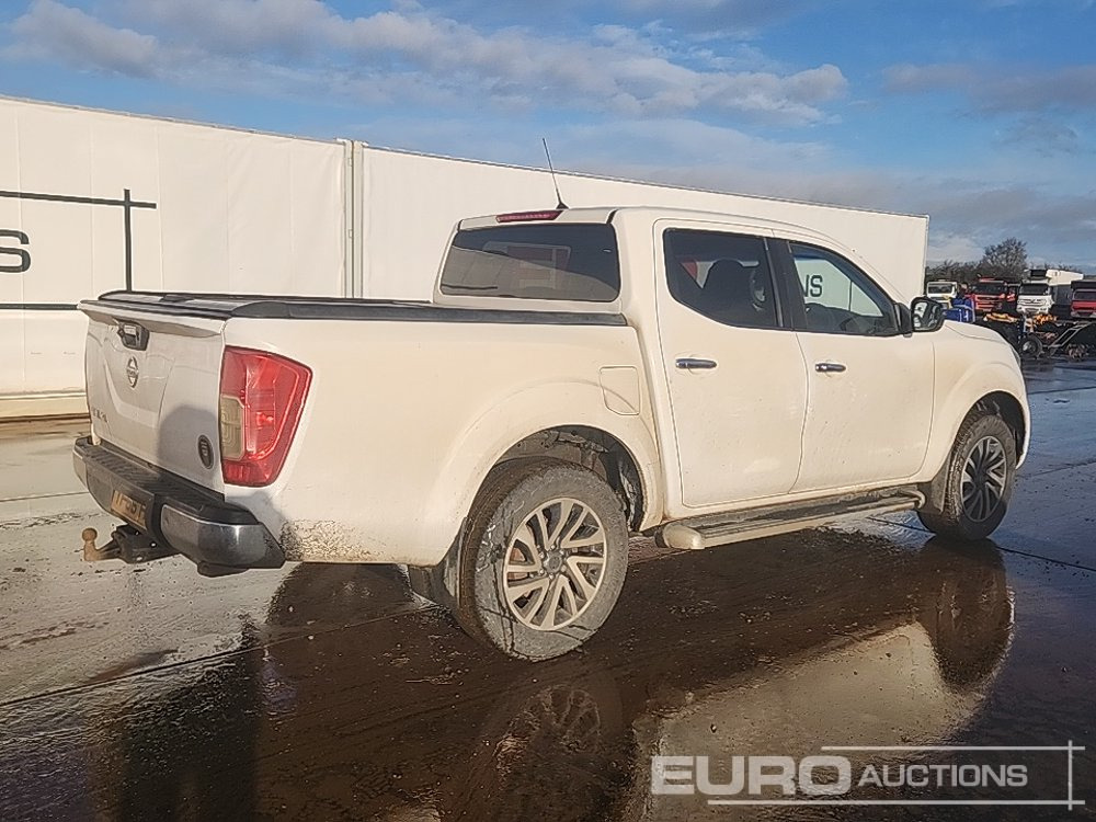 2017 Nissan Navara - Poltovornjak: slika 5 2017 Nissan Navara - Poltovornjak: slika 5