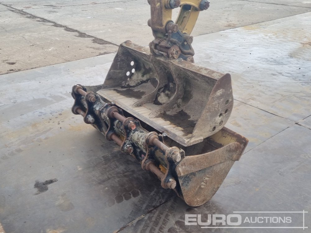 Mini bager 2018 CAT 302.7DCR: slika 27