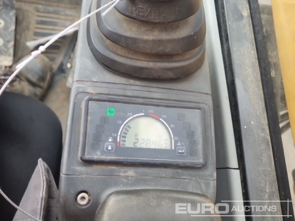 Mini bager 2018 CAT 302.7DCR: slika 42