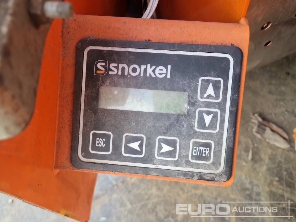 Dvižna ploščad 2018 Snorkel S4726E: slika 24