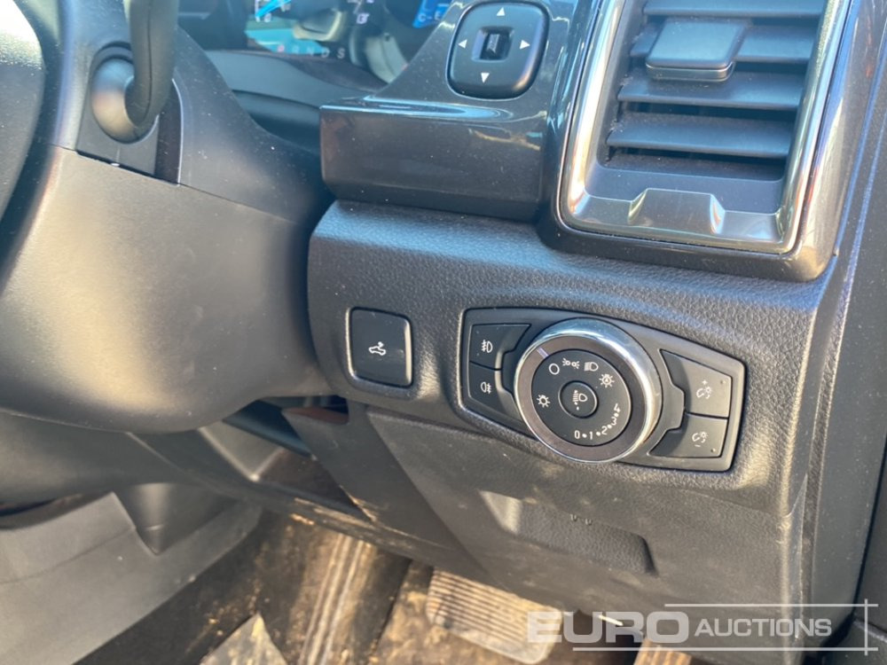 Poltovornjak 2019 Ford Ranger Wildtrak: slika 25