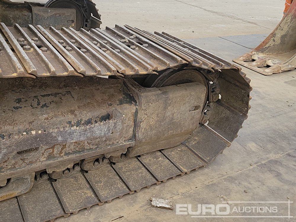 Bager goseničar 2019 JCB 220XL: slika 16