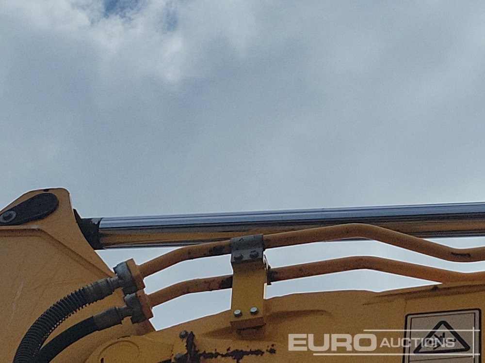 Bager goseničar 2019 JCB 220XL: slika 35
